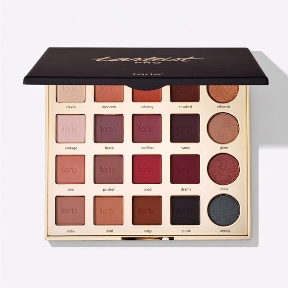 Makeup Bundle - Picture 2 of 8